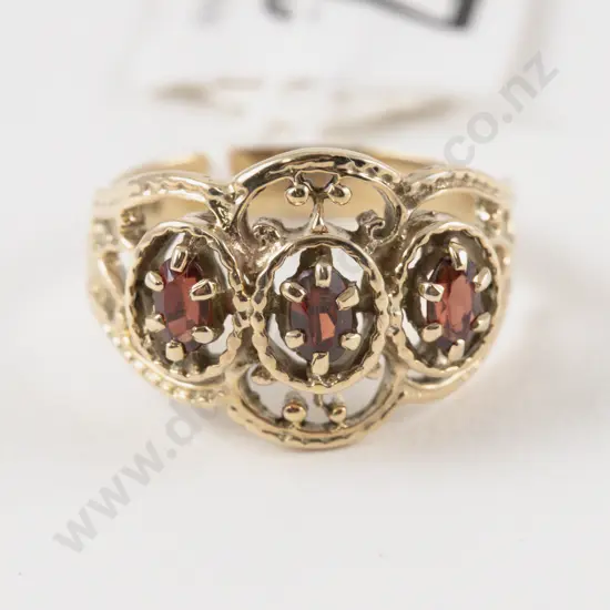 9ct Three Stone Garnet Fancy Band Ring