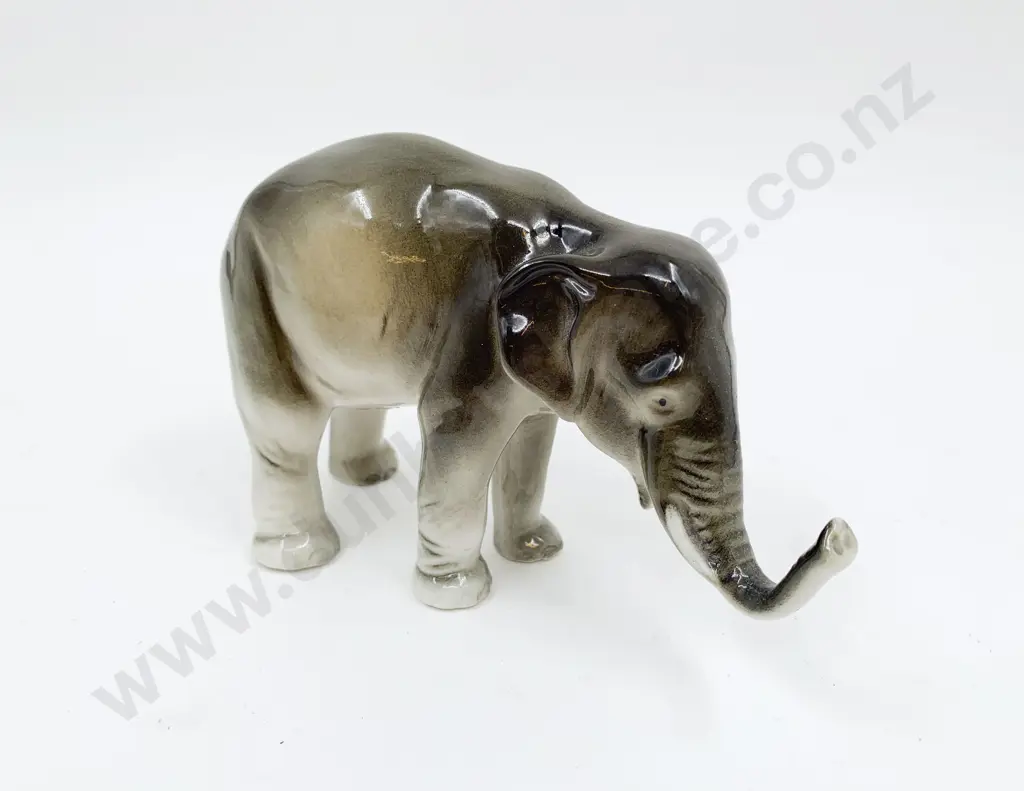 Royal Dux Elephant Image 1++