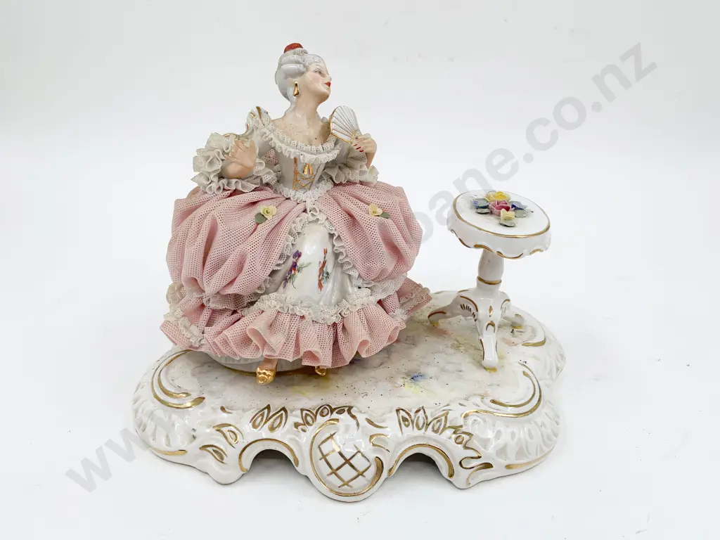 Dresden Group Figure Image 1++