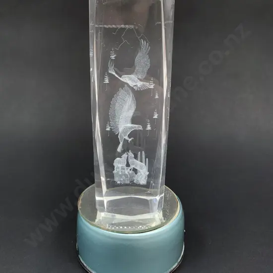 Art Glass Pictorial Ornament on Light Up Mirrored Base