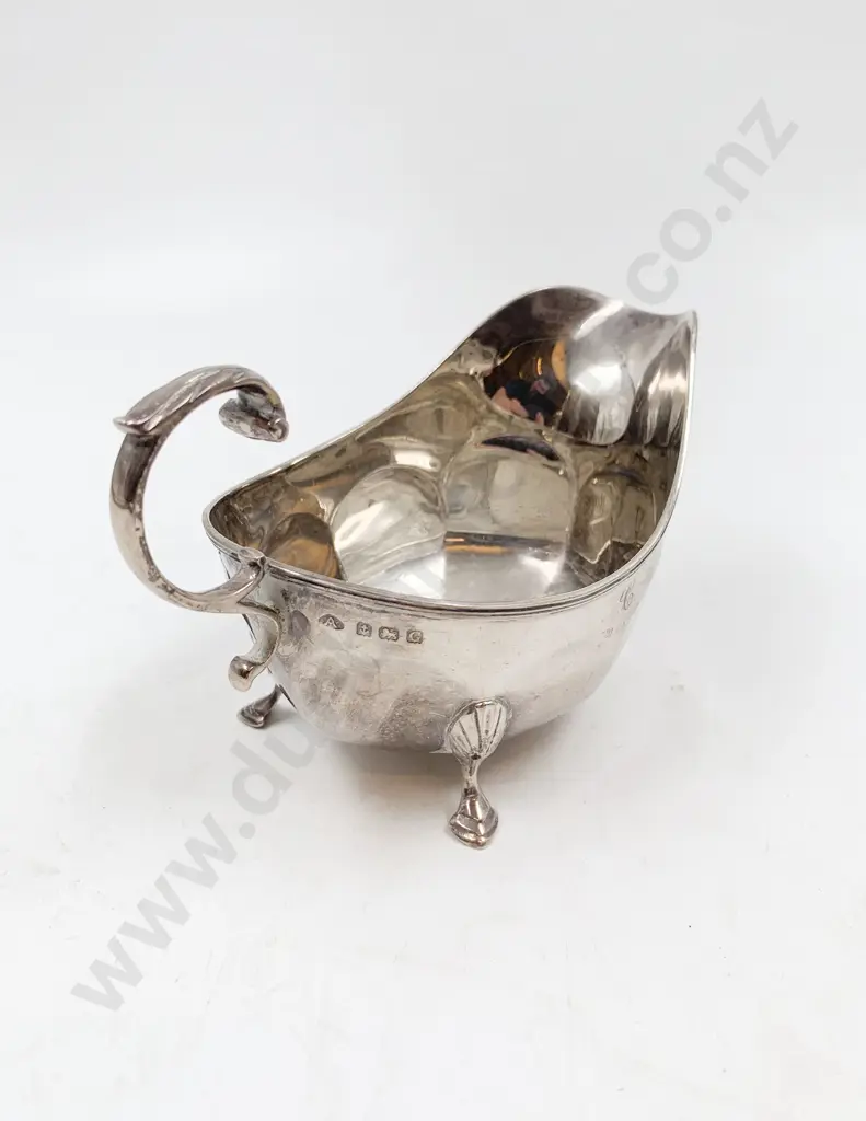 S/S Gravy Boat Image 1++