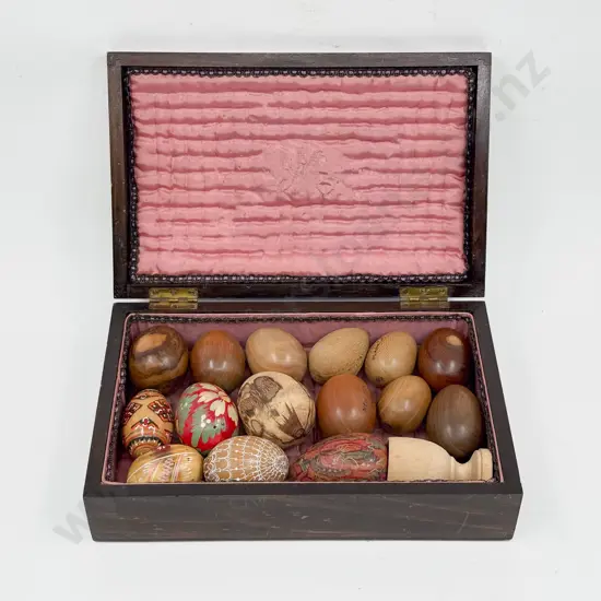 Quantity of Assorted Decorative Eggs in Painted Jewellery Box