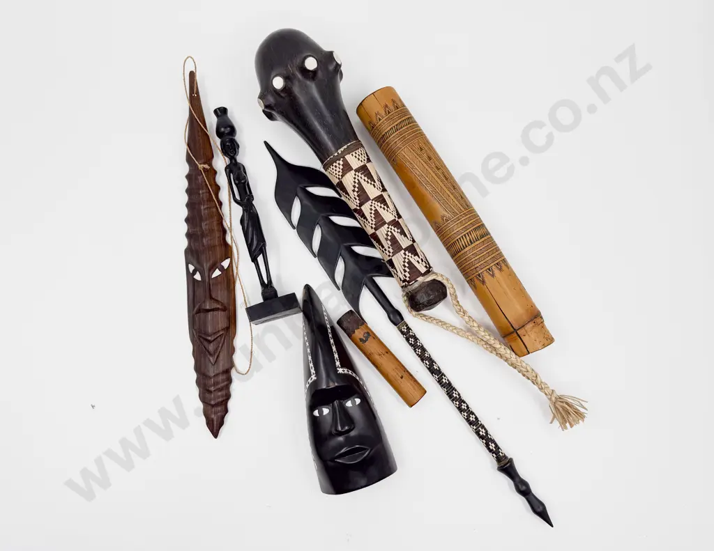 Australian and Pacifica Tourist Ware Image 1++