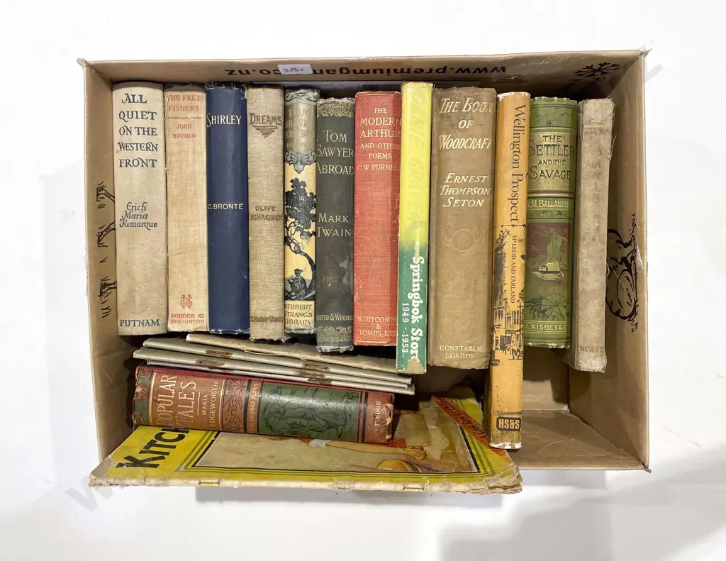 Box Quantity of Assorted Vintage Books Image 1++