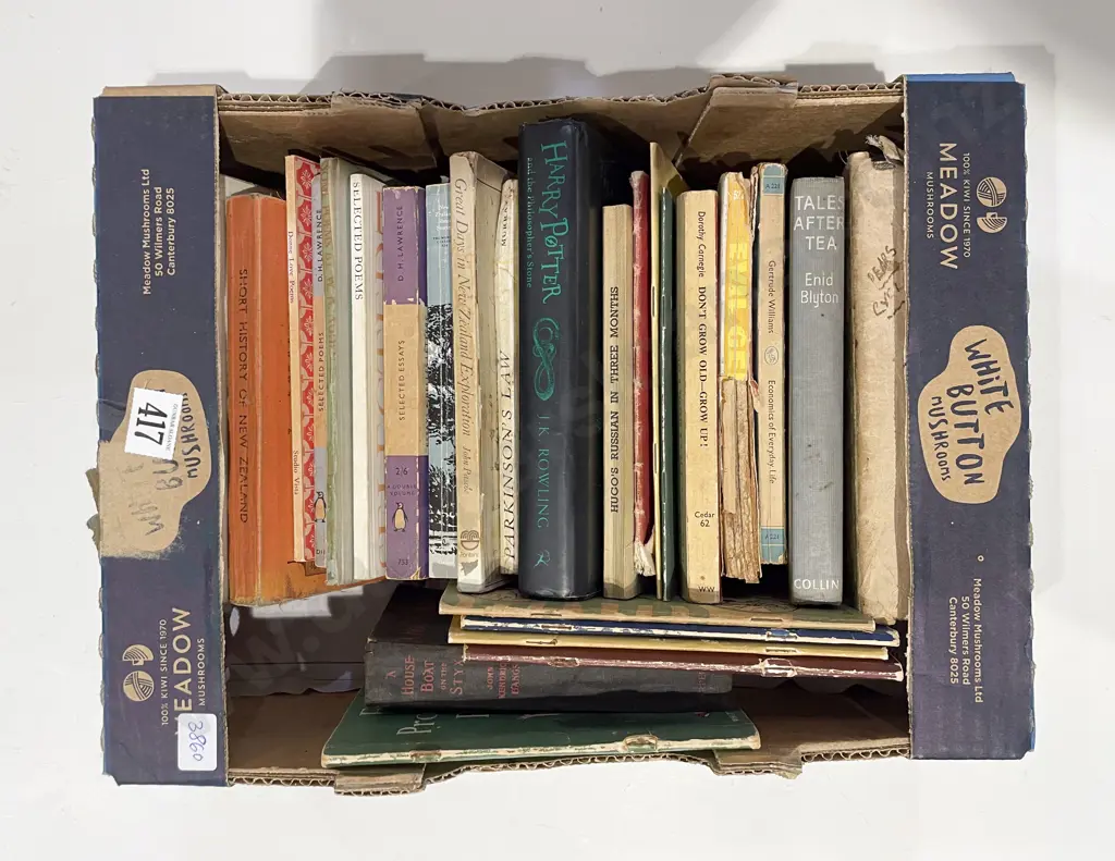 Box Quantity of Assorted Books Including Poetical Reference Image 1++