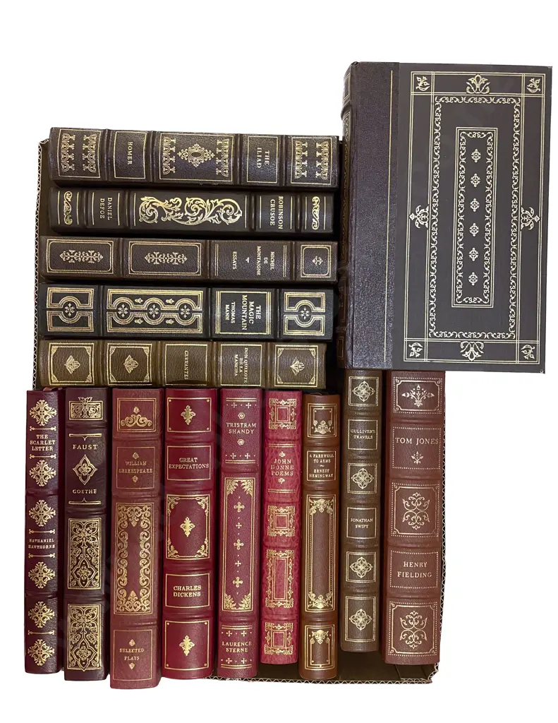 Box Quantity of Assorted Leather Bound Books Image 1++