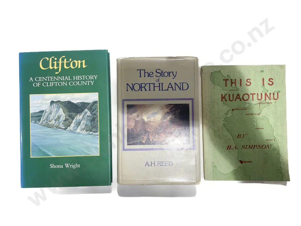 Three Assorted NZ Reference Books Image 1++