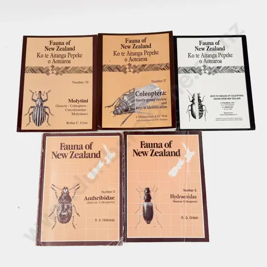 Five Assorted Fauna of NZ Reference Books