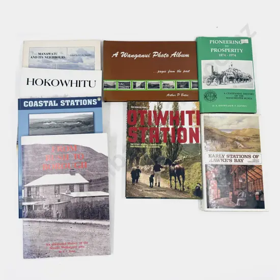 Quantity of Assorted NZ Reference Books