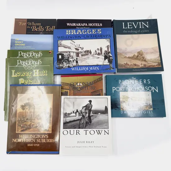 Quantity of Assorted NZ Reference Books