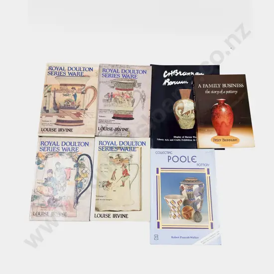 Quantity of Assorted English Ceramics Reference Books