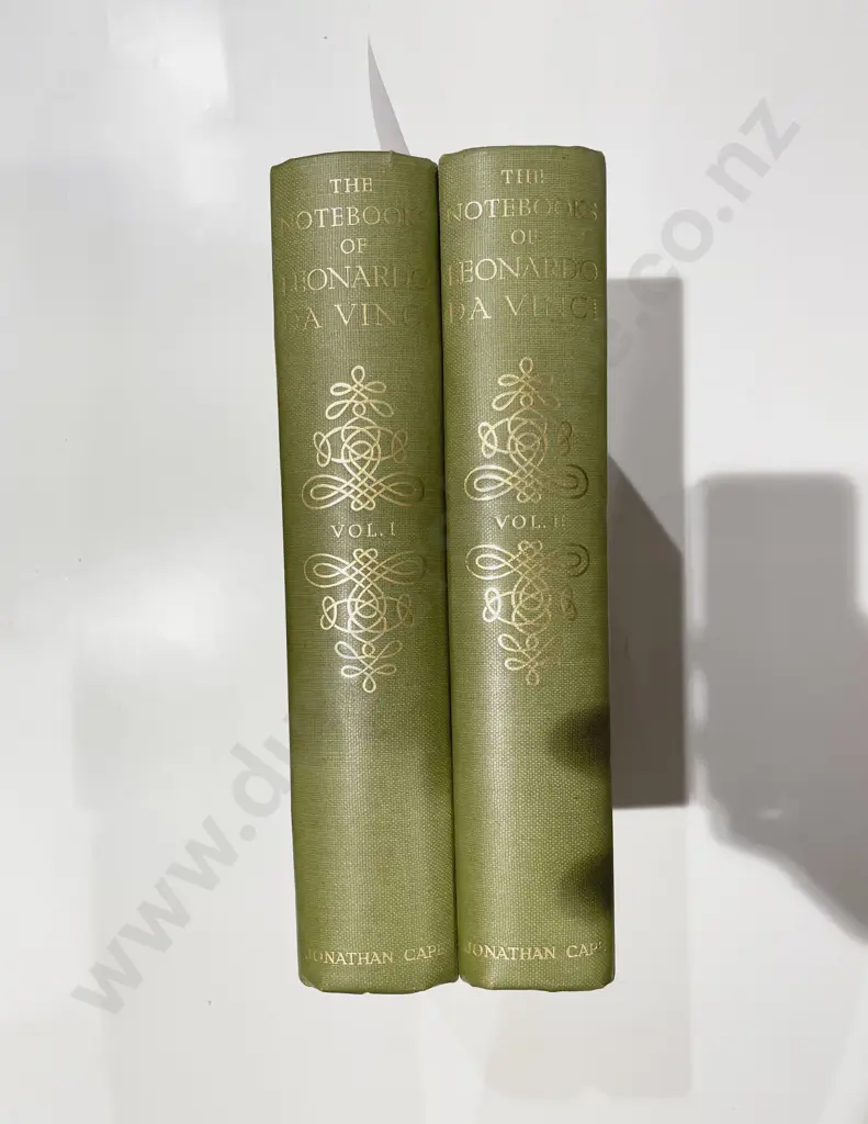 The Notebooks of Leonardo Da Vinci Vol I & II Image 1++