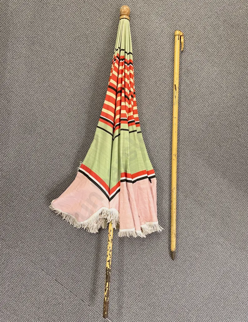 1950s Beach Umbrella Image 1++