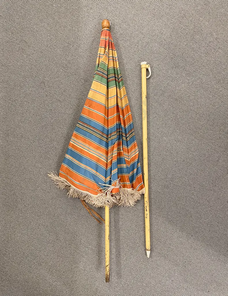 1950s Beach Umbrella Image 1++