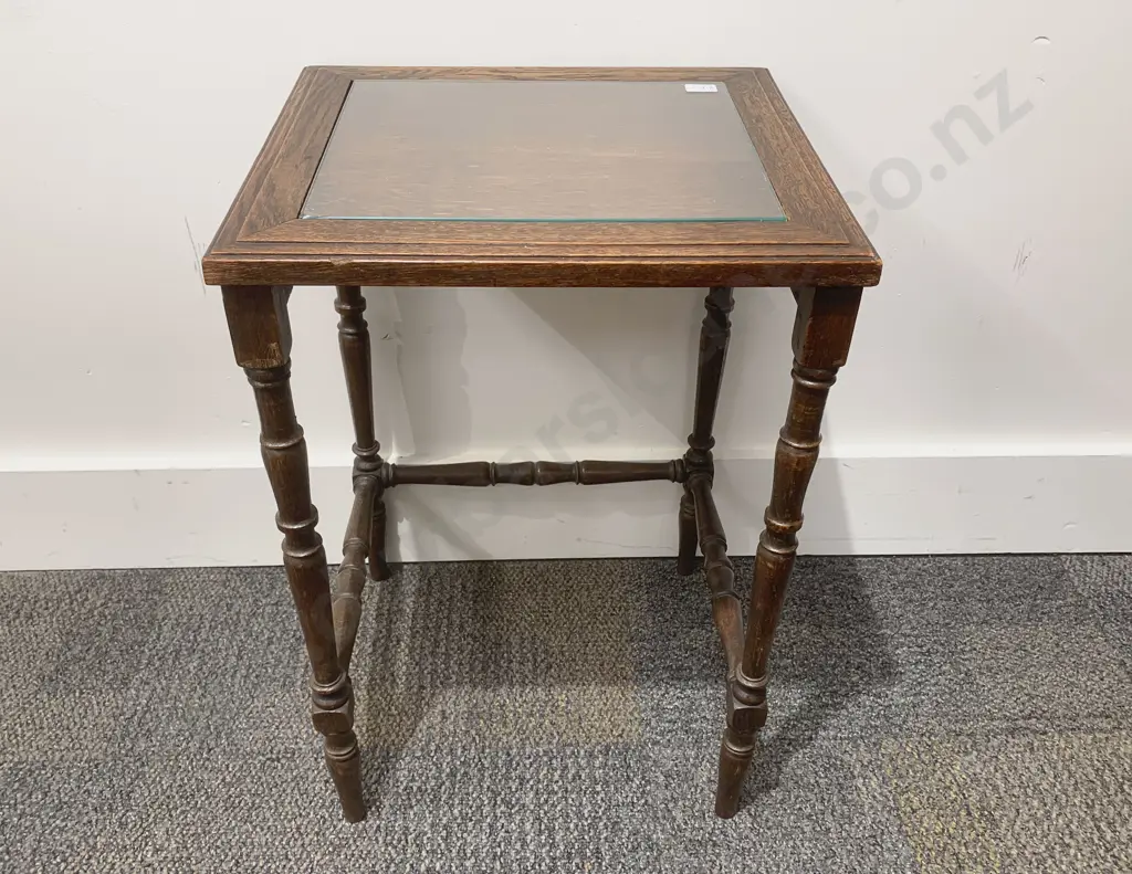 Oak Side Table with Glass Insert to Top Image 1++