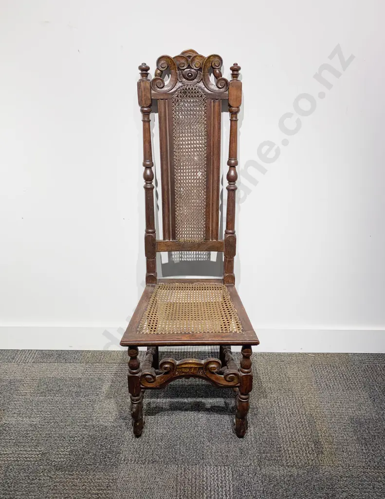 C17th Jacobean Oak Hall Chair Image 1++
