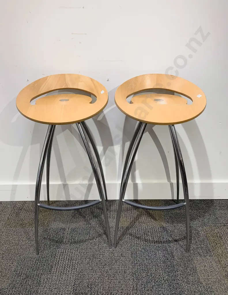 Pair of Lyra Designed Bar Stools Image 1++