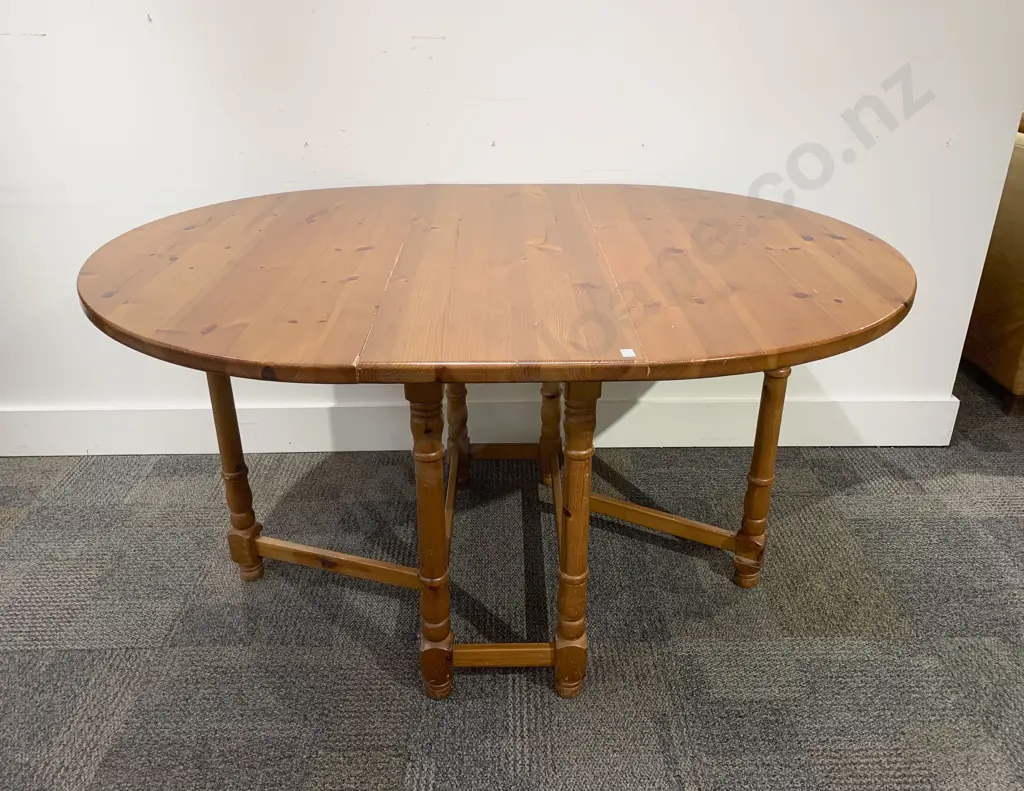 Pine Drop Leaf Dining Table Image 1++