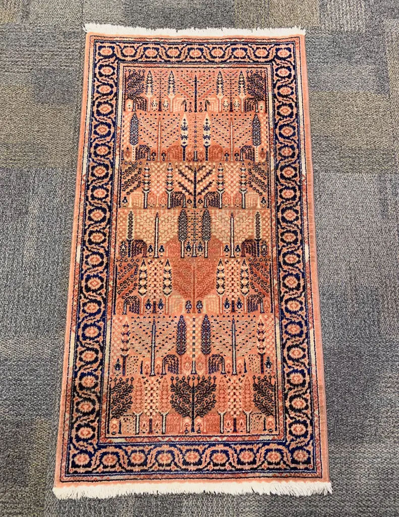 Persian Floor Rug Image 1++