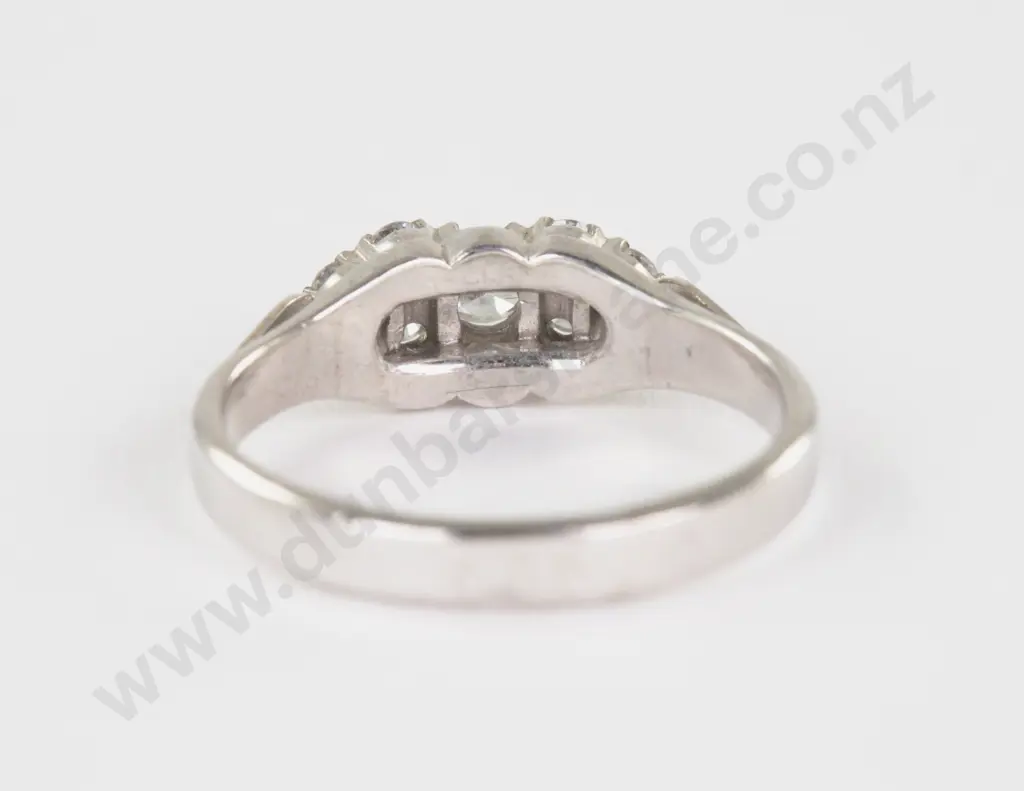 18ct White Gold Seven Stone Diamond Ring Image 1++
