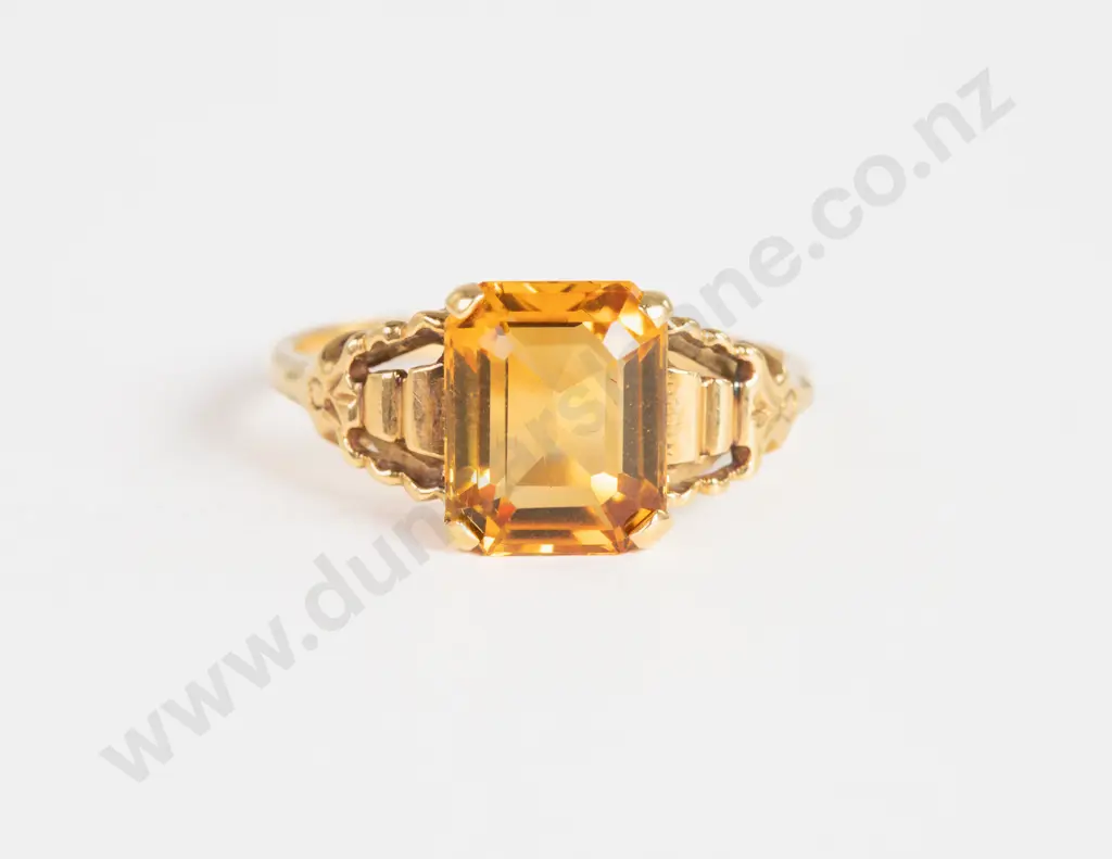 18ct Single Citrine Ring Image 1++