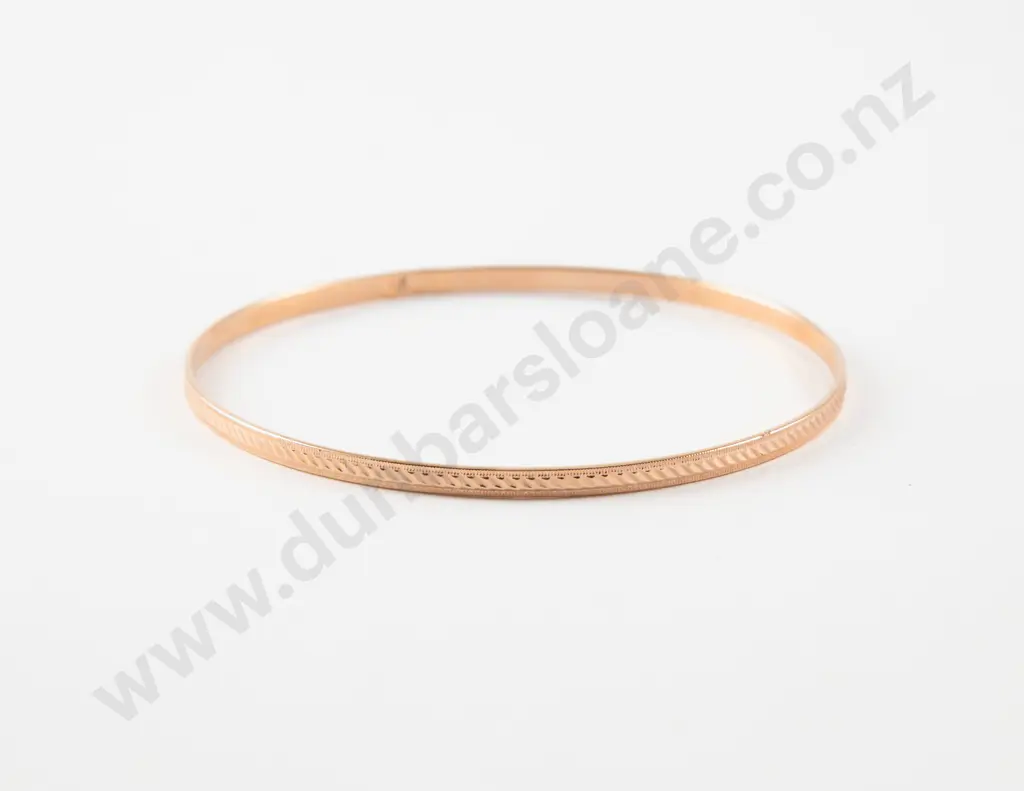 9ct Gold Engraved Bangle Image 1++