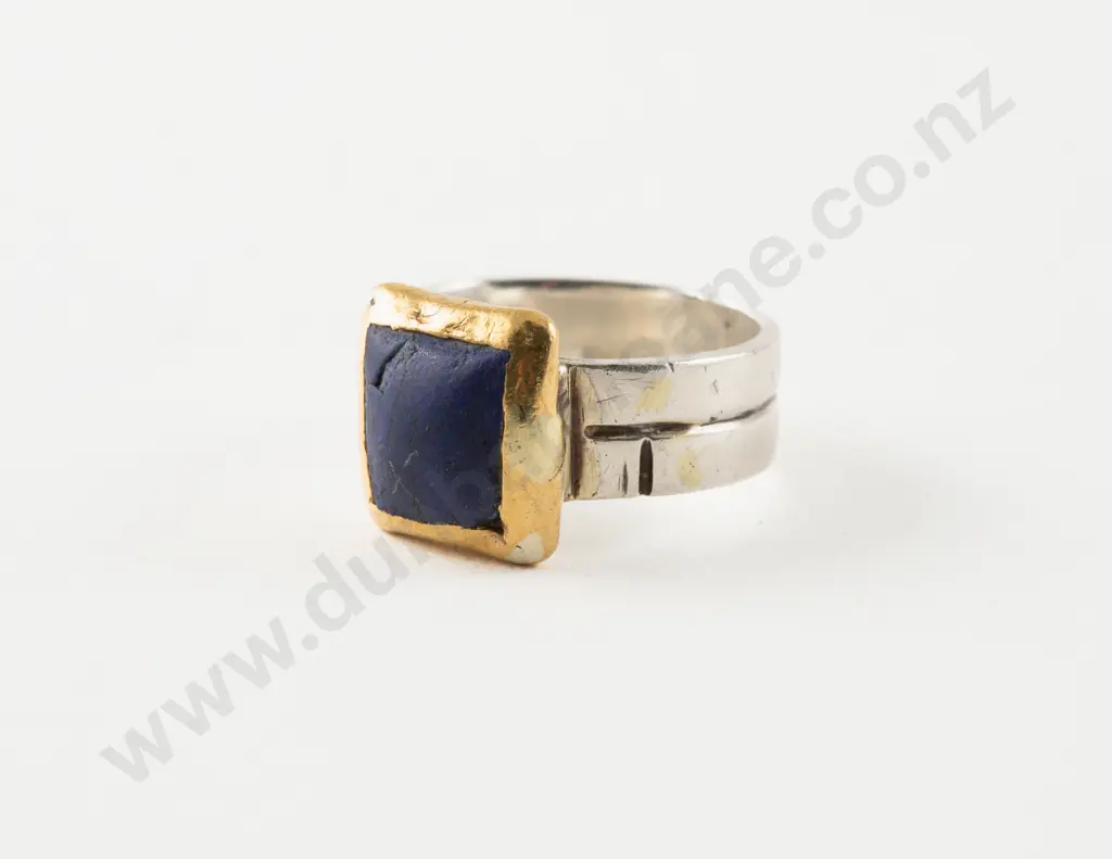 NZ Jeweller Barry Clarke 18ct and S/S Single Stone Lapis Ring Image 1++