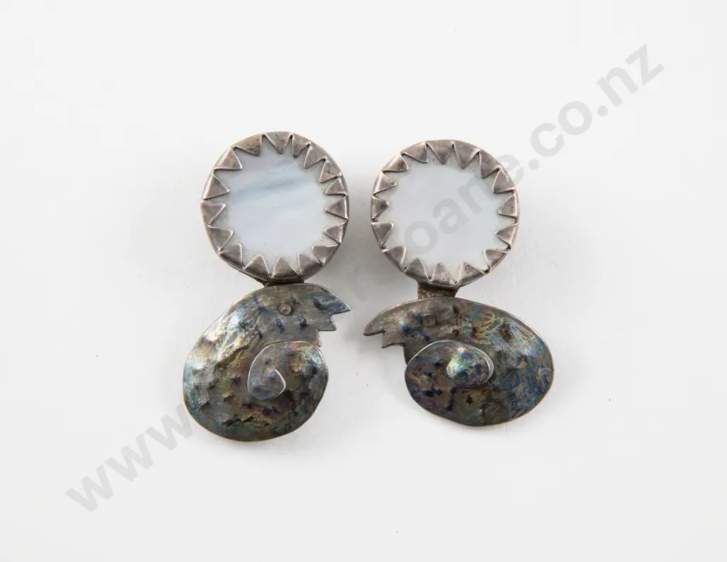 NZ Jeweller Alan Preston MOP and Paua Shell Pendant Drop Earrings Image 1++