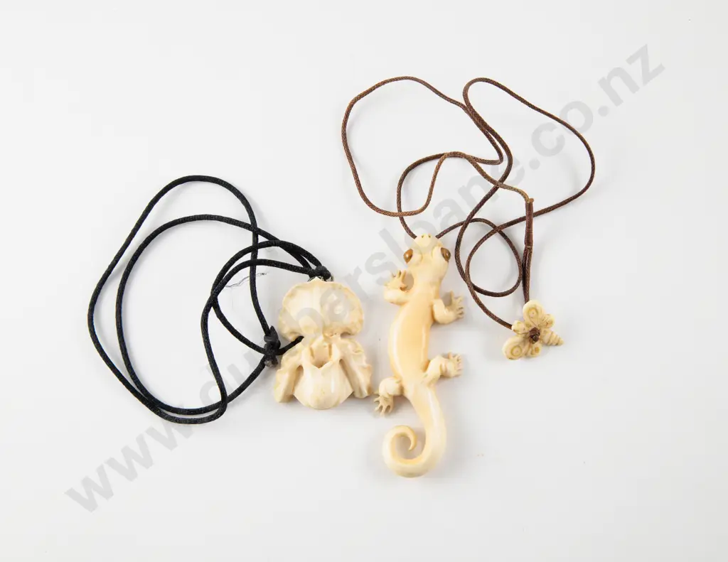 Unknown NZ Jeweller Carved Bone Orchid and Gecko Pendants Image 1++