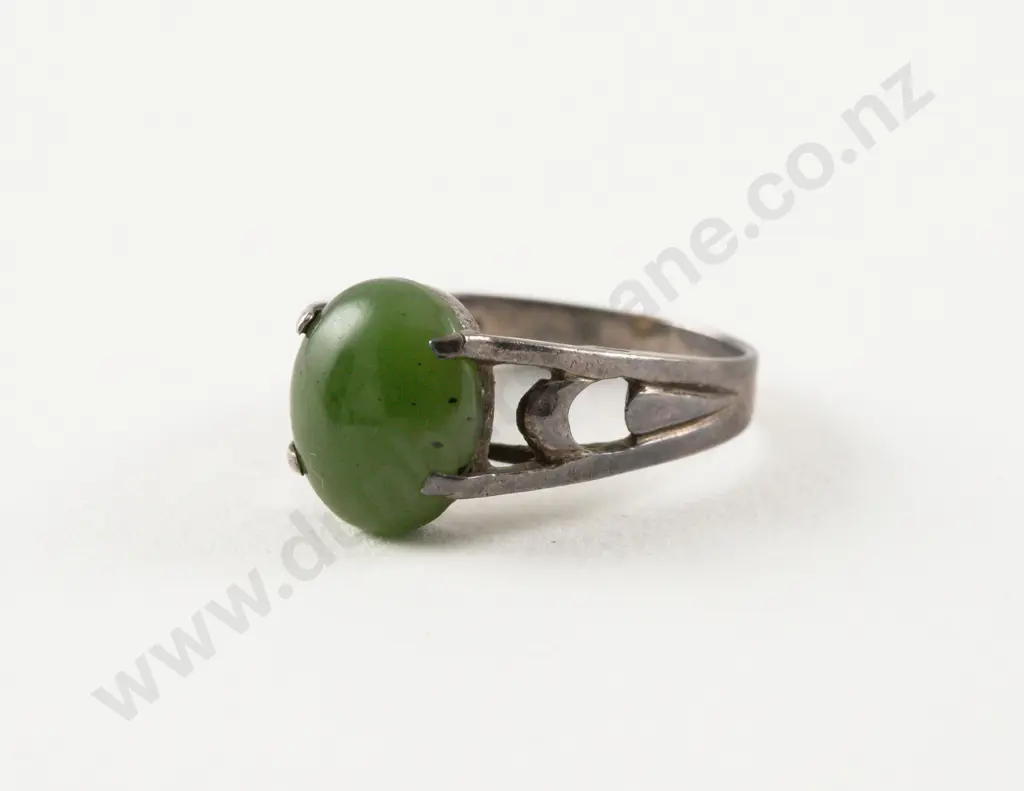 S/S Single Greenstone Dress Ring Image 1++