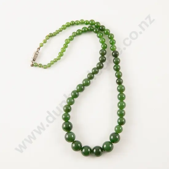 Single Strand Graduated Greenstone Bead Necklace