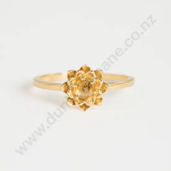 18ct Single Citrine Modern Dress Ring
