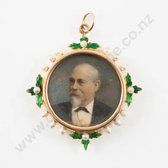 Victorian 15ct Enamel and Pearl Photo Locket Pendant