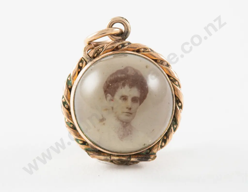Victorian Gold Plated Rock Crystal Photo Locket Pendant Image 1++