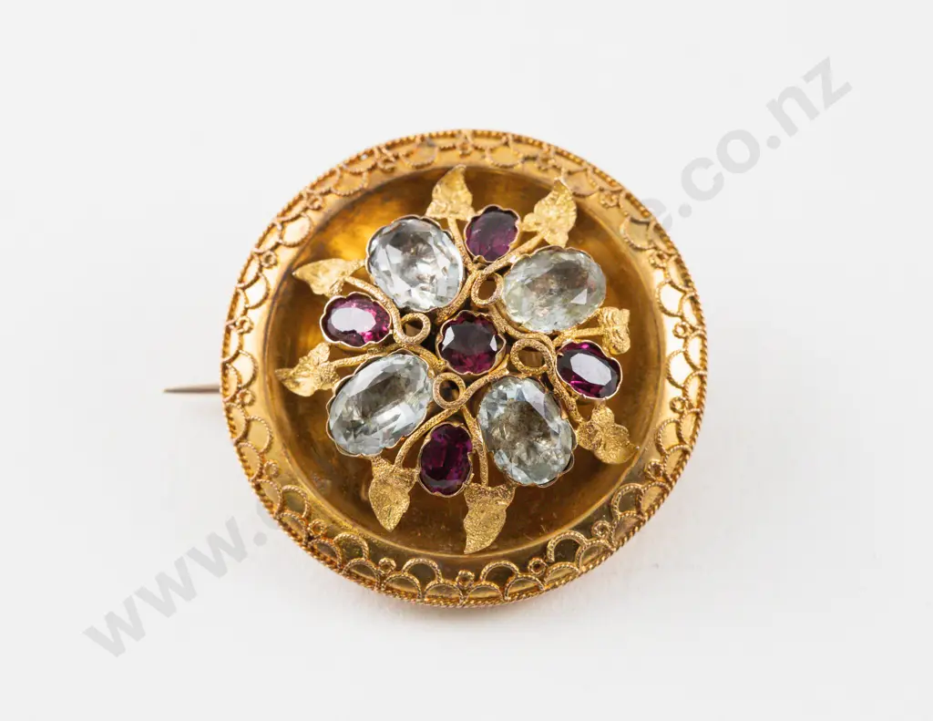 Victorian 15ct Fancy Target Brooch Image 1++