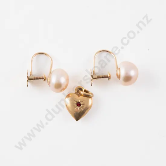 Pair 9ct Cultured Pearl Stud Earrings