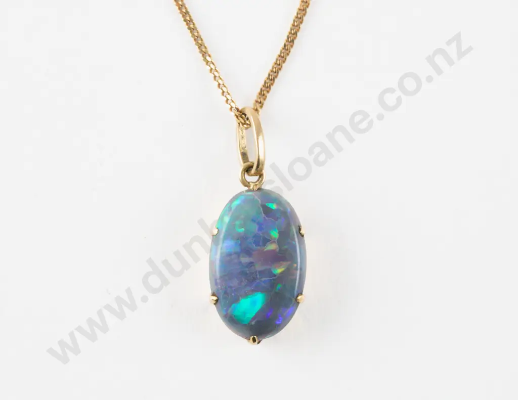 18ct Framed Single Opal Pendant Image 1++