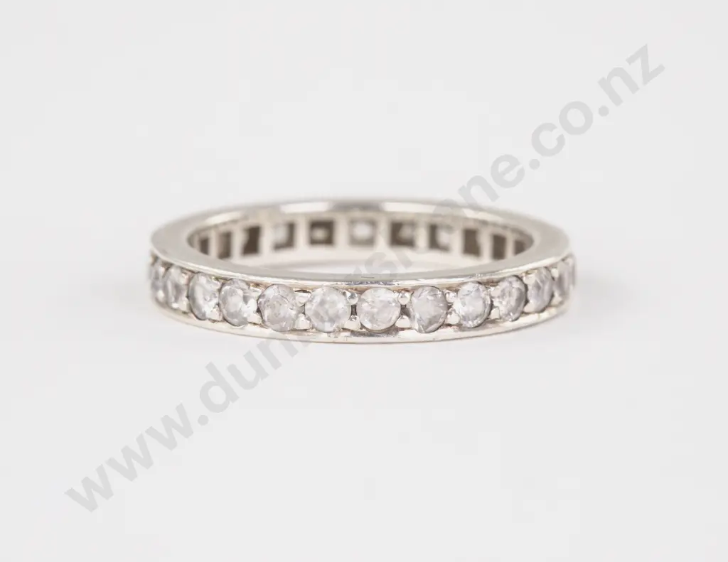 9ct White Gold 27Stone Diamond Paste Band Ring Image 1++