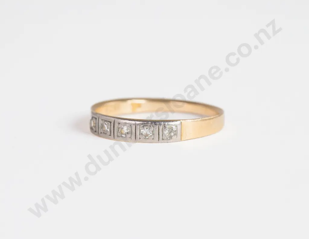18ct Five Stone Diamond Band Ring Image 1++