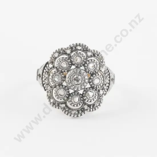 9ct 24Stone Diamond Floret Cluster Ring