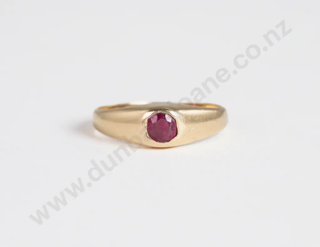 14ct Single Stone Garnet Ring Image 1++