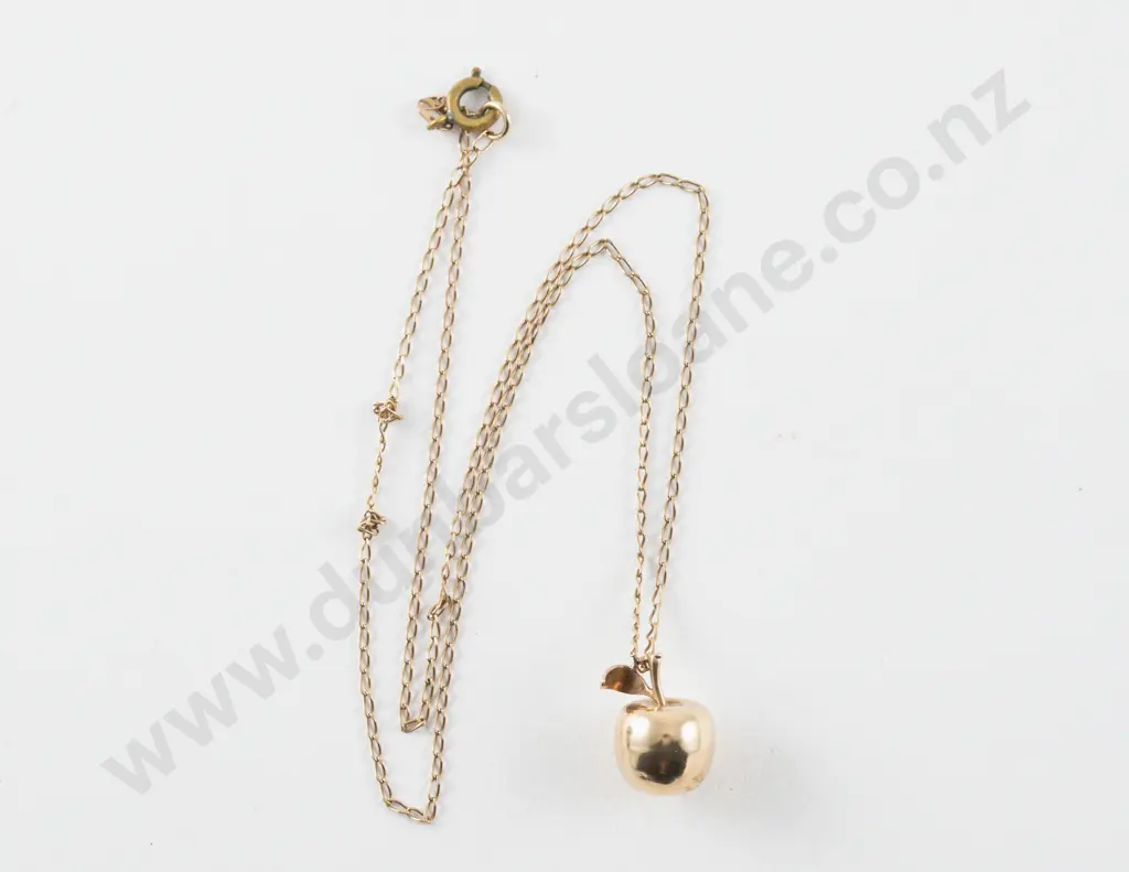 9ct Gold Apple Pendant Image 1++
