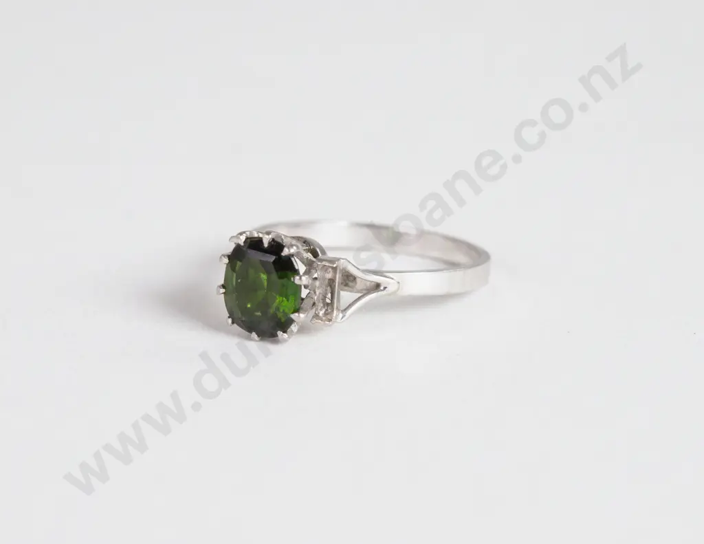 18ct Single Stone Tourmaline Ring Image 1++