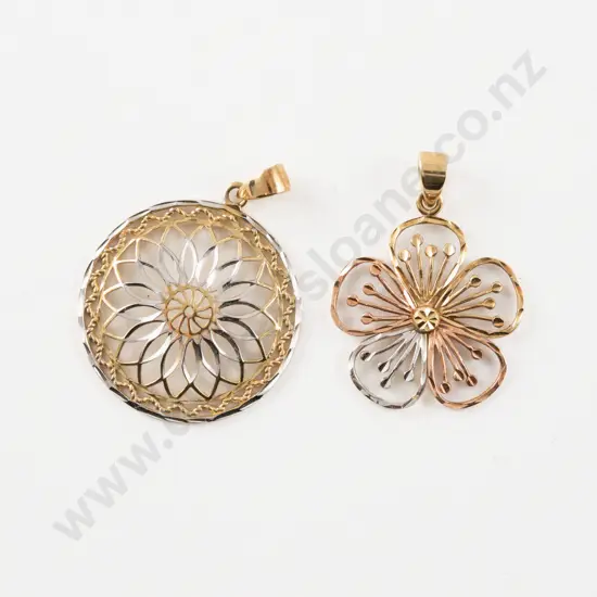 10ct Tri-Colour Floral Pendant