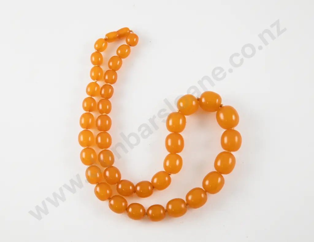 Early C20th Amber Single Strand Graduated Bead Necklace Image 1++