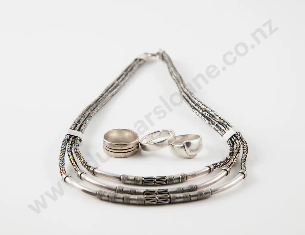 S/S Triple Strand Fancy Neck Chain Image 1++