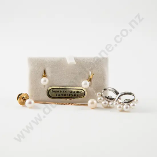 9ct Single Cultured Pearl Stick Pin