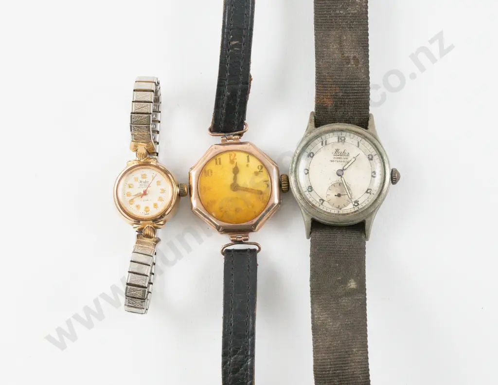 Vintage 9ct Cased Ladies Wrist Watch and Two Others Image 1++