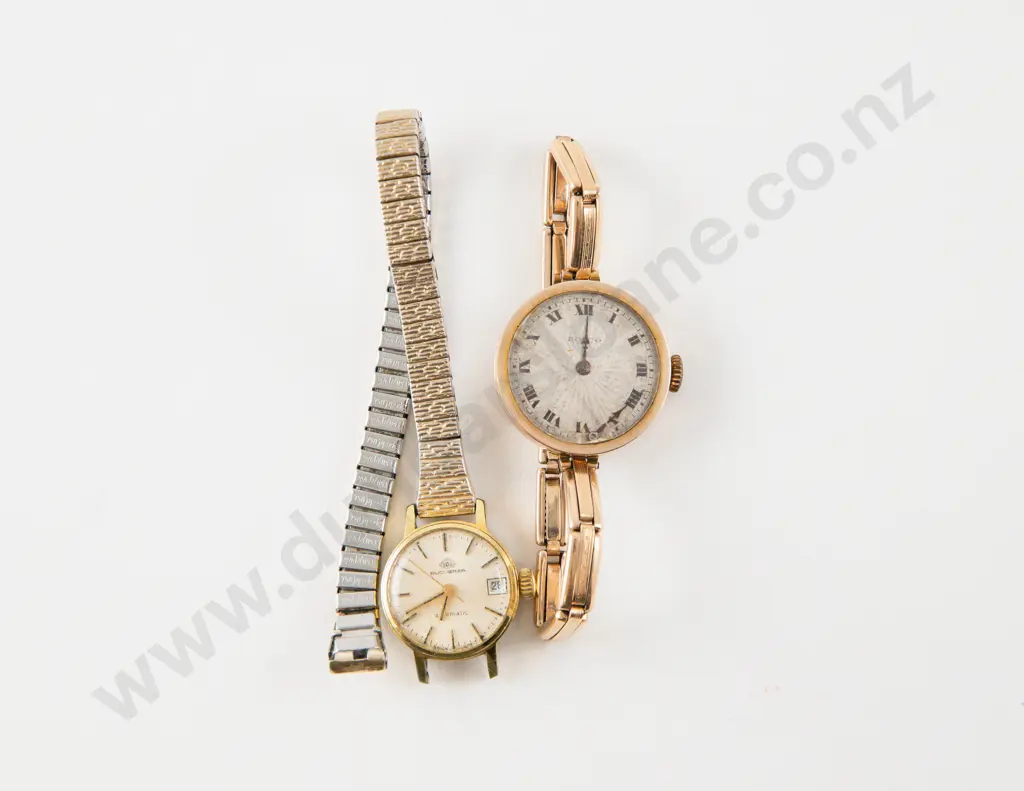 Vintage 9ct Cased Ladies Wrist Watch Image 1++