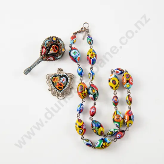 Vintage Single Strand Graduated Venetian Bead Necklace